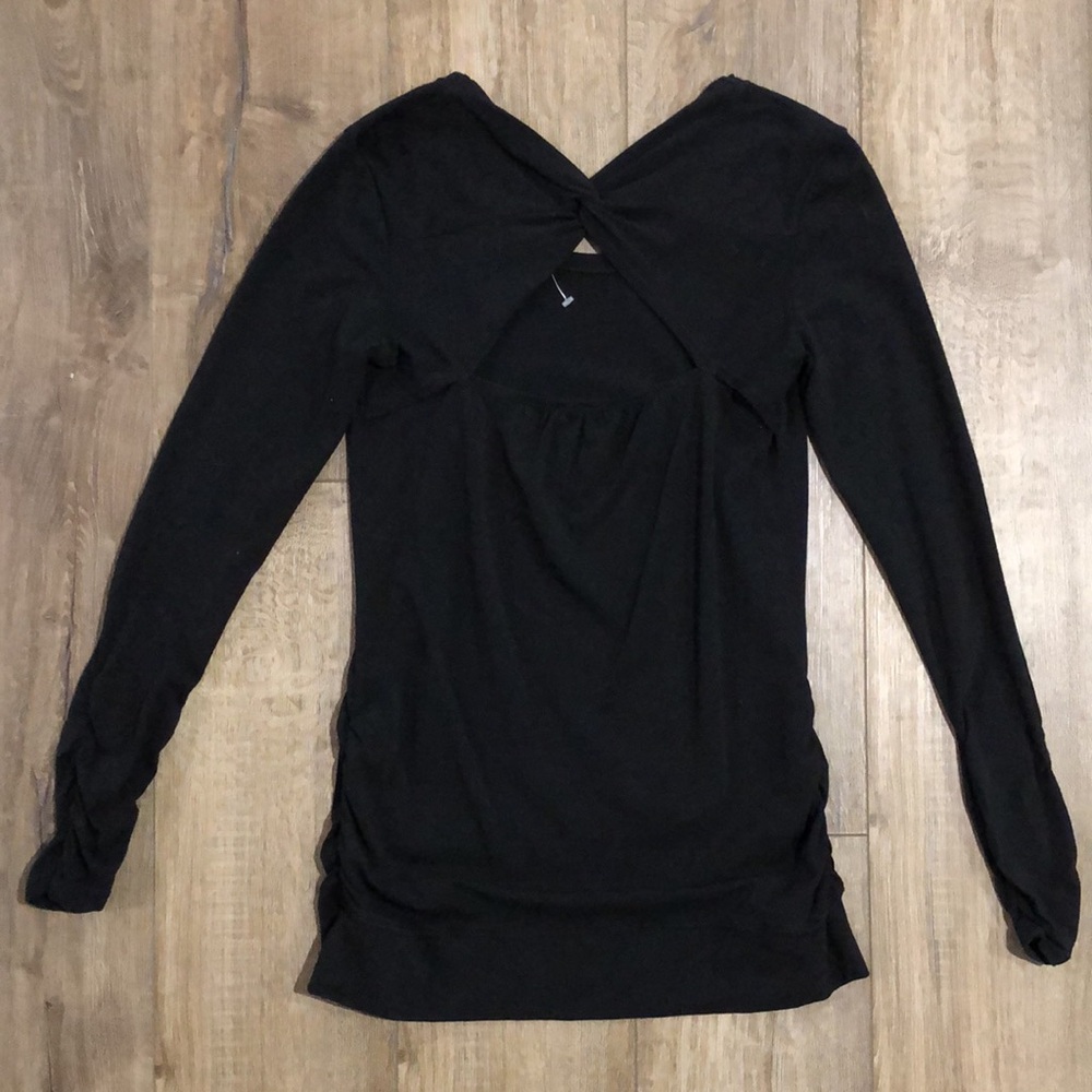 NWOT - SOYBU twist back Modal blend long sleeve